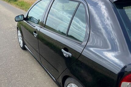 Skoda Fabia 285.000 km 5.000 € Weilerswist 53919