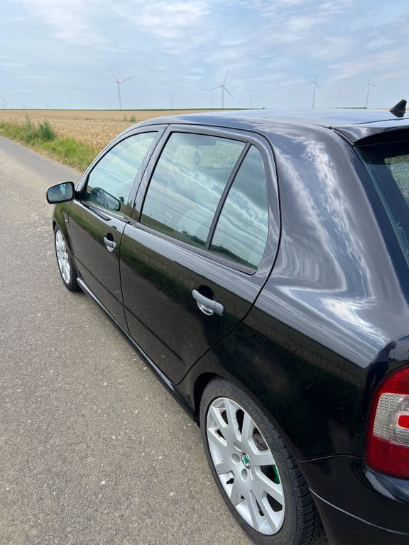 Skoda Fabia 285.000 km 5.000 € Weilerswist 53919