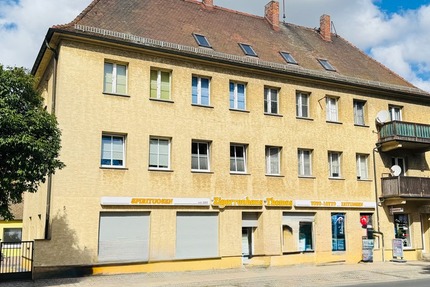 Großes Mehrfamilienhaus mit 3 Gewerbeeinheiten - Haus Coswig | Angebot:26287517