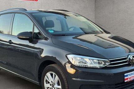 VW Touran 93.373 km 23.499 &euro; Brand-Erbisdorf 09618
