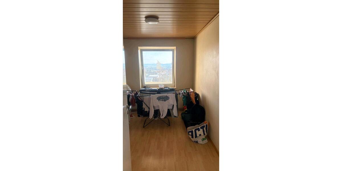 Etagenwohnung Cham - 4 Zimmer, 77 m&sup2;, 250.000&euro; | Angebot:27013824
