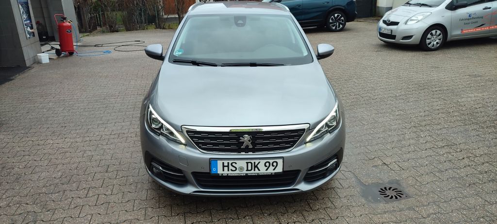Peugeot 308 115.000 km 13.200 &euro; Heinsberg 52525
