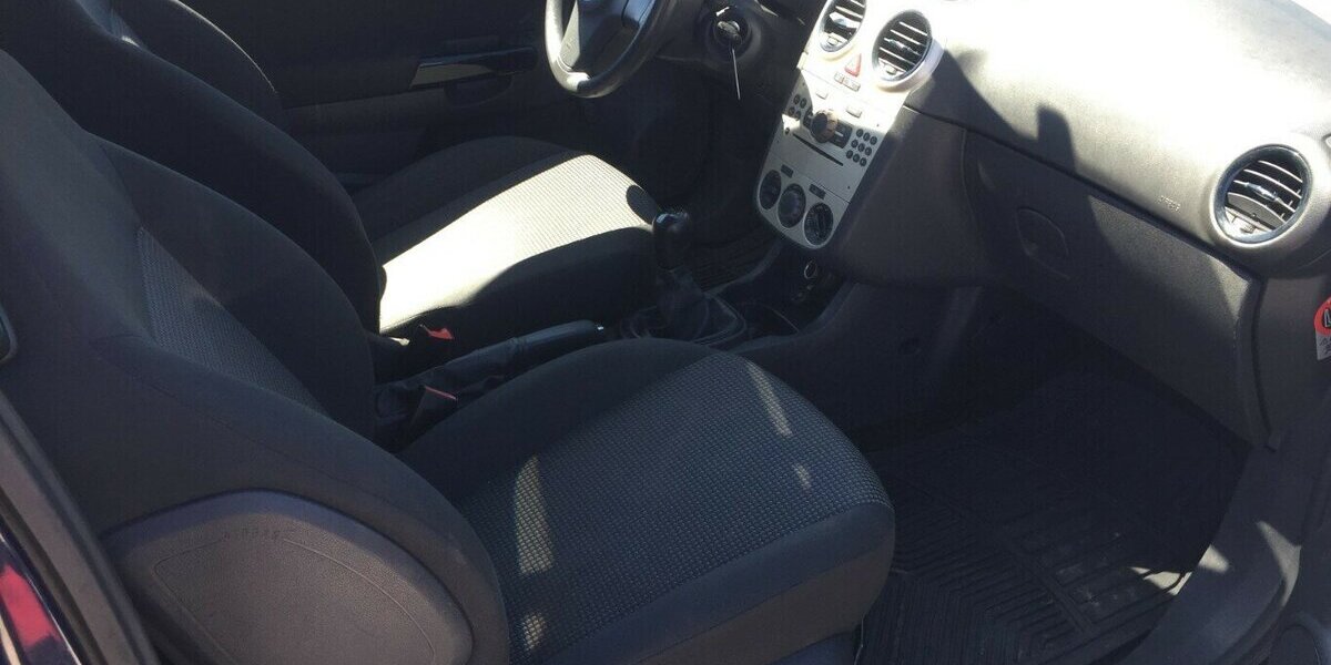 Opel Corsa Basis 129.000 km 1.400 &euro; Himmelkron 95502