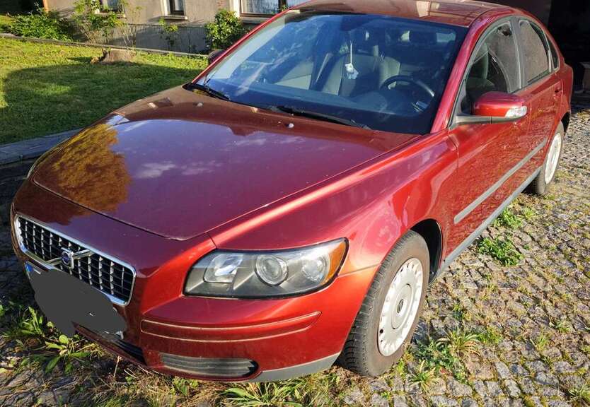 Volvo S40 85.271 km 3.990 € Löbau 02708