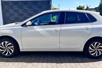 VW Polo 18.000 km 17.400 &euro; Wolfsburg 38448