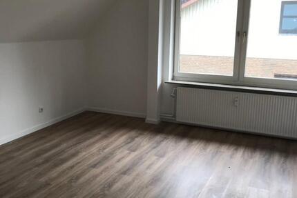 2-Zimmer-Wohnung inkl. Einbauküche, PKW-Stellplatz, Gartennutzung 2 zimmer