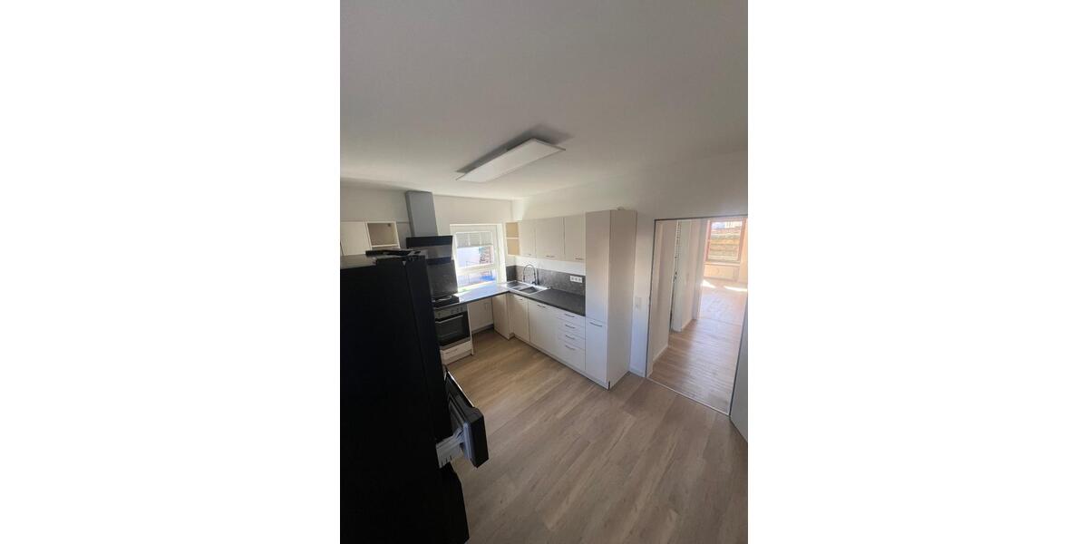 Etagenwohnung Seefeld - 3 Zimmer, 124 m&sup2;, 1.995&euro; | Angebot:25236836