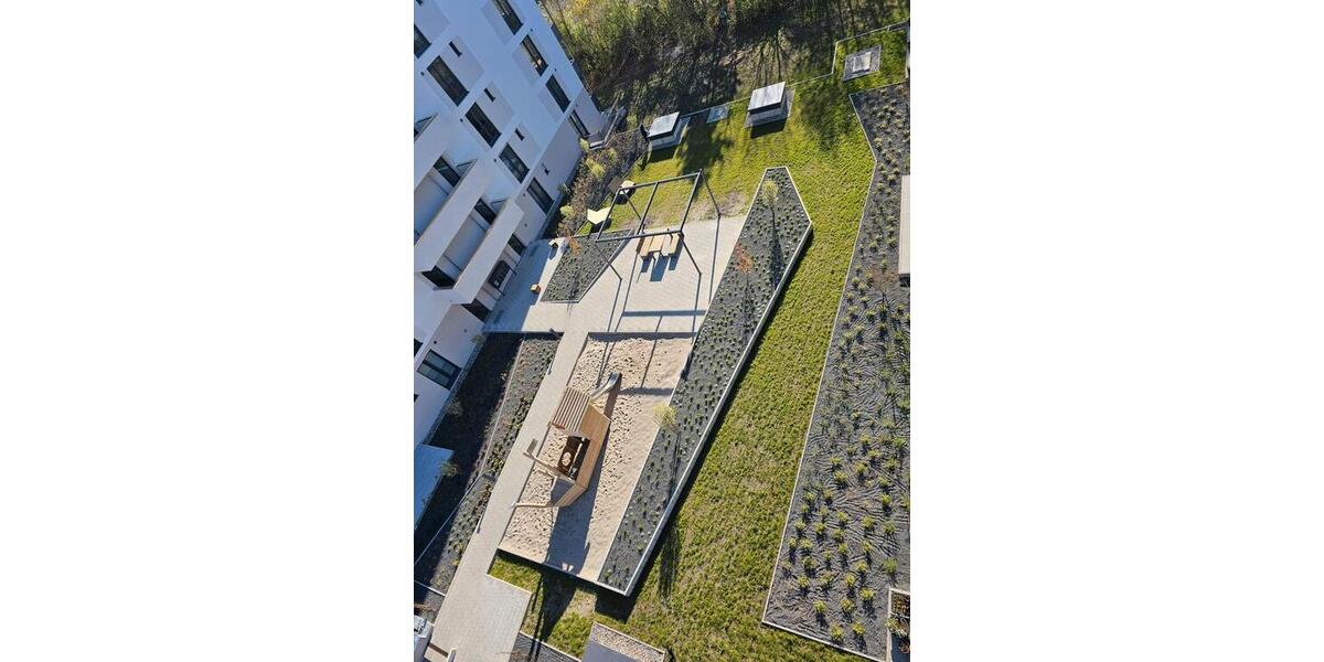 Etagenwohnung Rostock Groß-Klein - 4 Zimmer, 101 m&sup2;, 1.850&euro; | Angebot:26251046