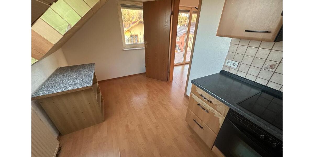 Großzügige 5ZKB Dachgeschosswohnung mit 2 Balkonen 5 zimmer