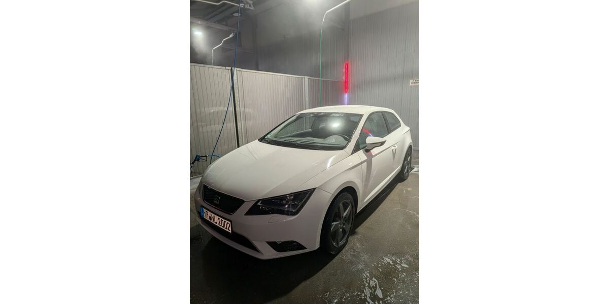 Seat Leon 113.000 km 6.500 &euro; Willingshausen 34628
