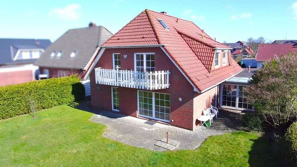 Haus zum Kaufen in Cuxhaven 549.000 € 220 m²