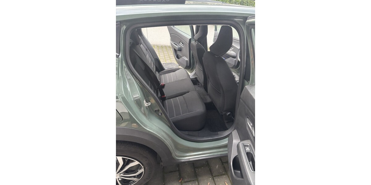 Dacia Sandero 9.800 km 15.500 € Witzenhausen 37213