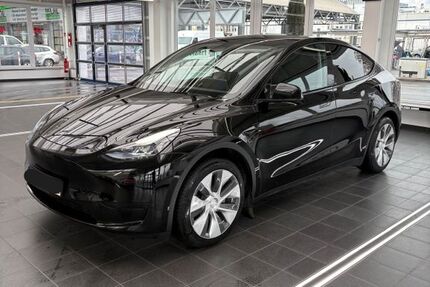 Tesla Model Y 88.000 km 27.700 &euro; Mörfelden-walldorf 64546