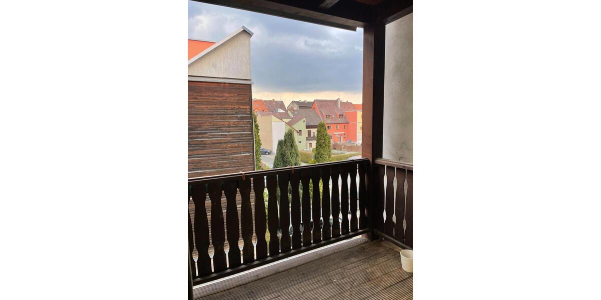 Etagenwohnung Kahla - 3 Zimmer, 66 m&sup2;, 490&euro; | Angebot:25407540