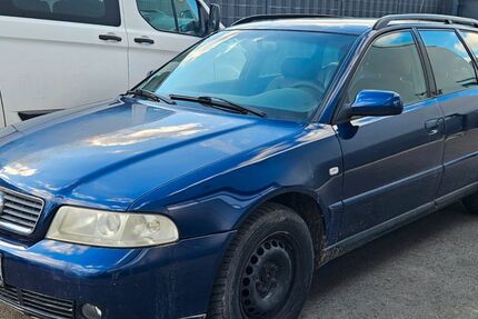 Audi A4 260.000 km 650 &euro; Aldingen 78554
