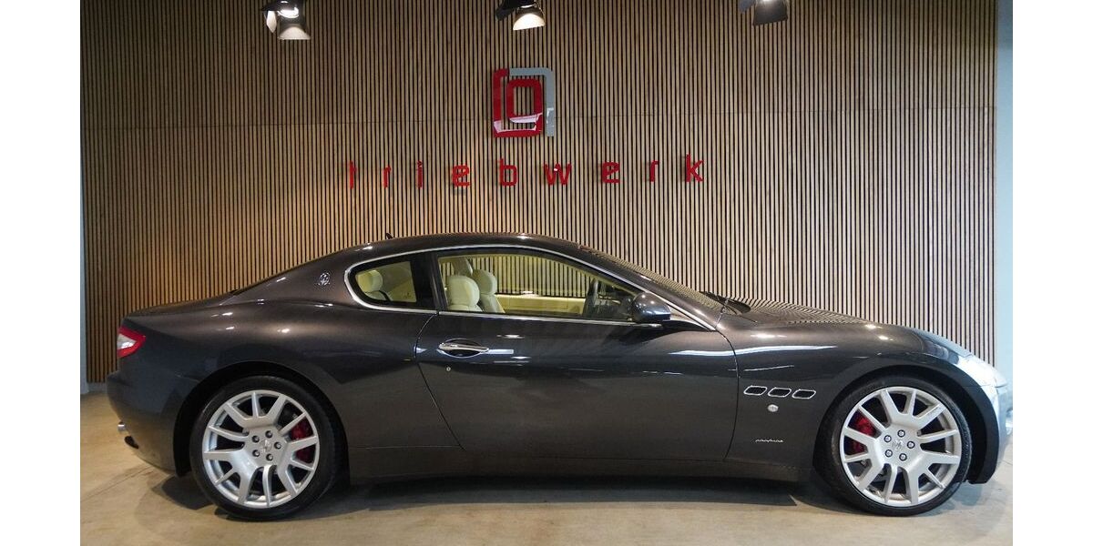 Maserati Granturismo 48.000 km 45.941 &euro; Duisburg 47228