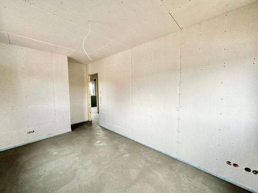 Rastede - Im Göhlen: Neubau-Reihenendhaus mit Einbauküche als Erstbezug zimmer