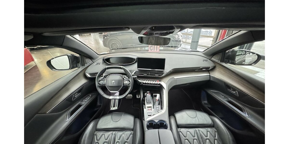 Peugeot 5008 GT 180 Blue HDi EAT8 1.Hand Nachtsicht 31.700 km 32.985 &euro; Lich 35423