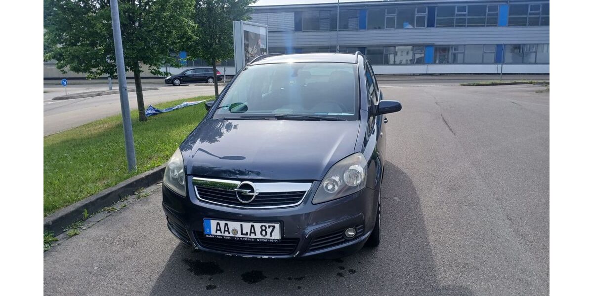 Opel Zafira 234.000 km 2.000 &euro; Aalen 73431