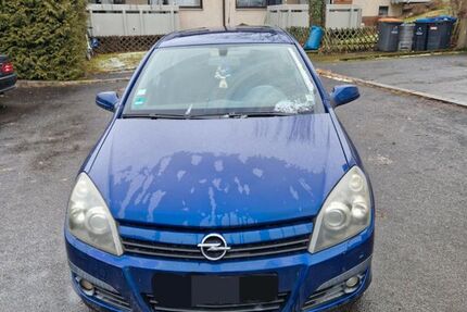 Opel Astra 240.000 km 2.350 &euro; Böblingen 71032