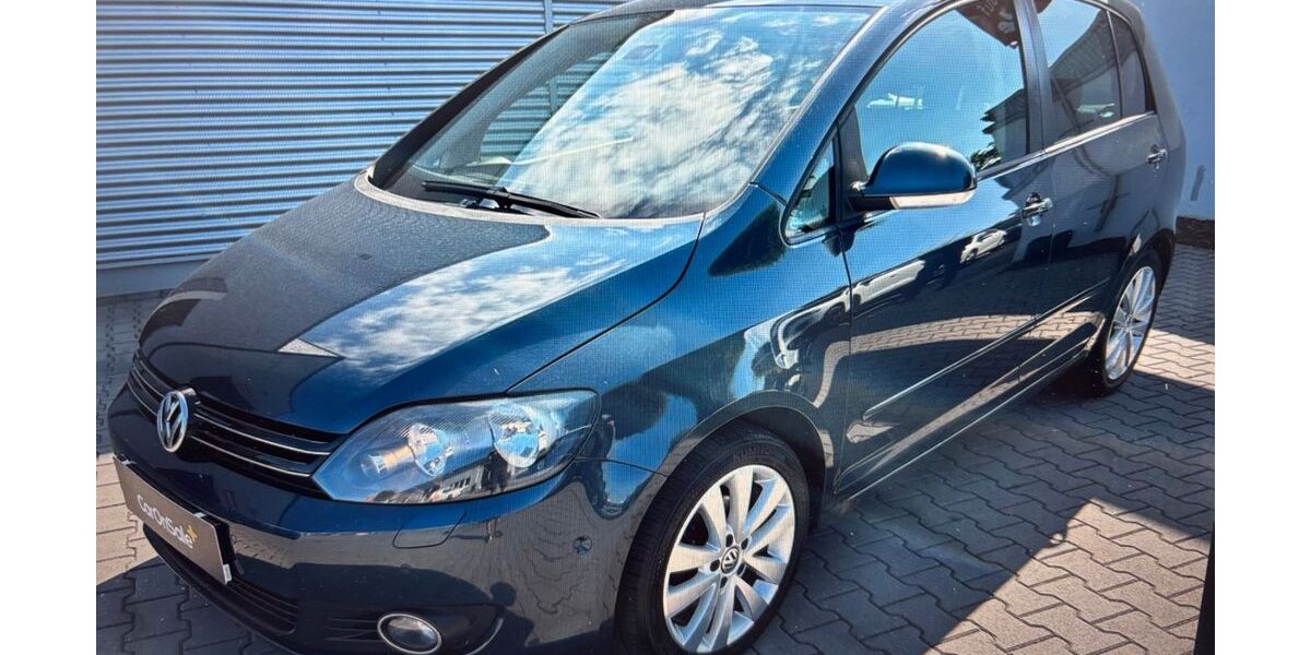 VW Golf 138.000 km 2.990 &euro; Langquaid OT Niederleierndorf 84085