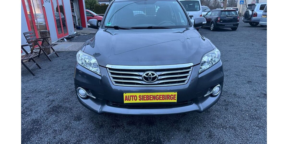 Toyota RAV 4 148.000 km 8.999 &euro; Linz Am Rhein -Kretzhaus 53560
