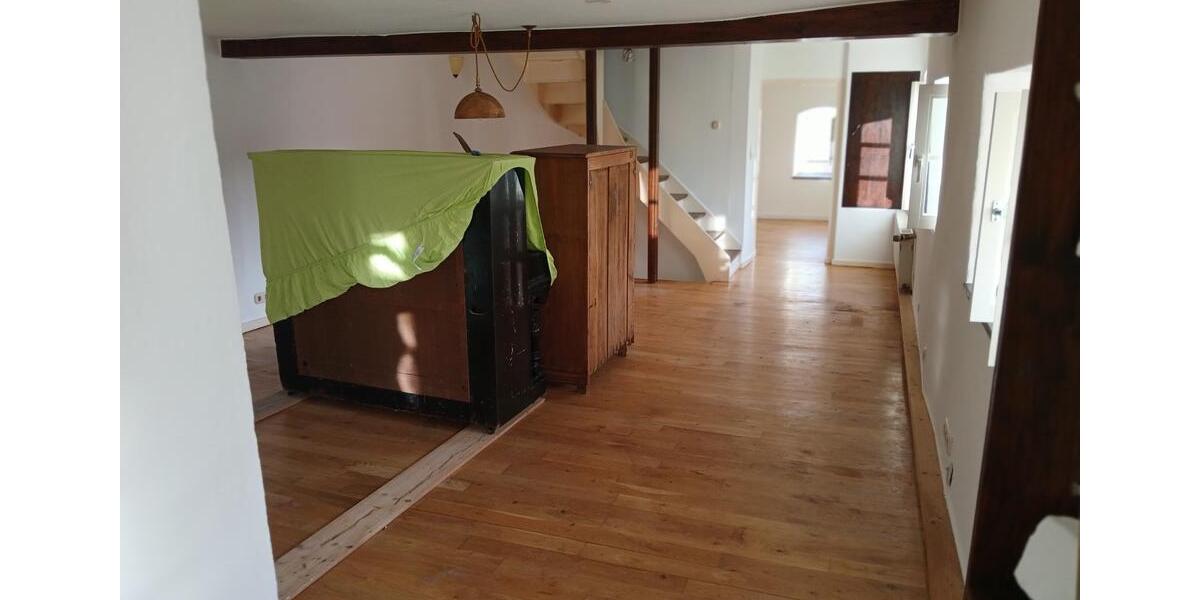 Bauernhaus, Landhaus Antweiler - 5 Zimmer, 130 m&sup2;, 1.200&euro; | Angebot:25715295