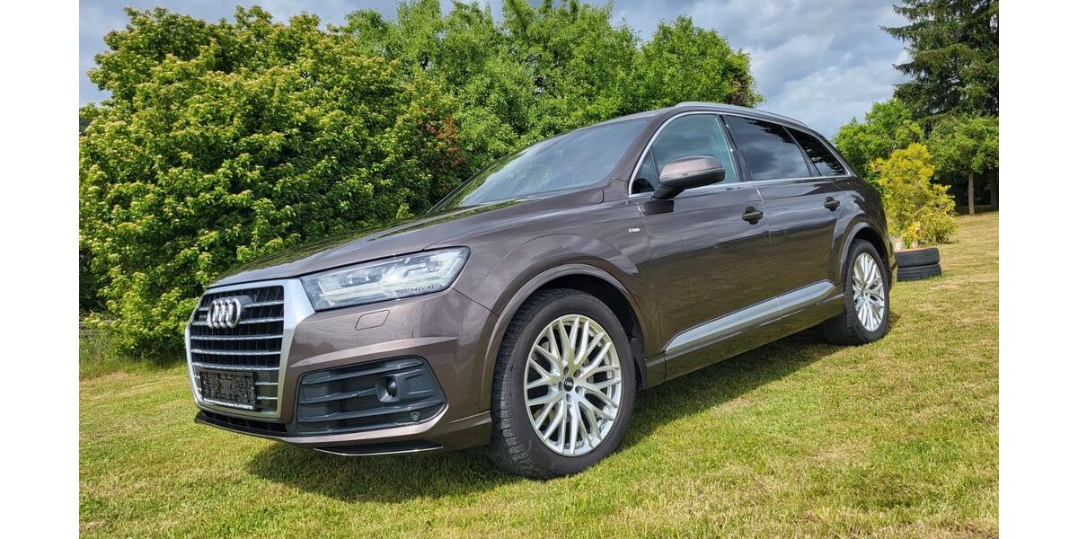Audi Q7 118.000 km 28.900 &euro; Zwiefalten 88529