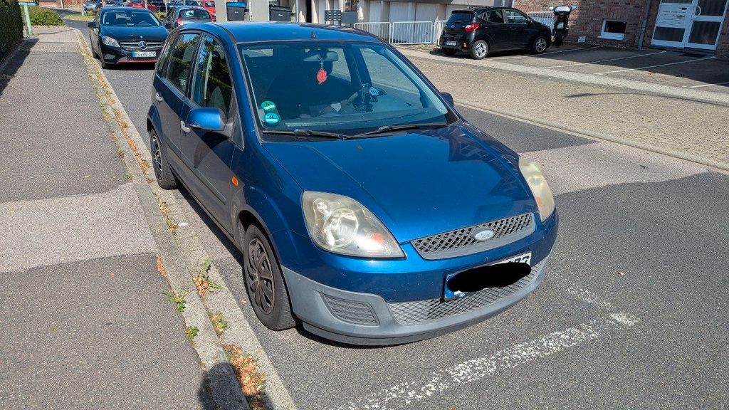 Ford Fiesta 169.000 km 600 &euro; Stolberg 52223