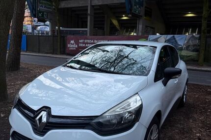 Renault Clio 101.500 km 6.000 &euro; Meppen 49716