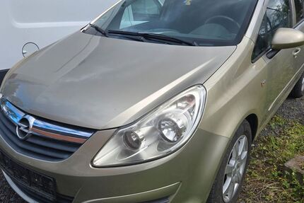 Opel Corsa 200.000 km 900 € Hildburghausen 98646