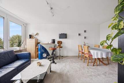 Altersgerecht!! 2-Zimmer-Wohnung mit 64 m² in zentraler Lage von Eglosheim 2 zimmer