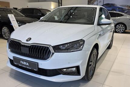 Skoda Fabia 5.000 km 20.980 &euro; Radebeul 01445