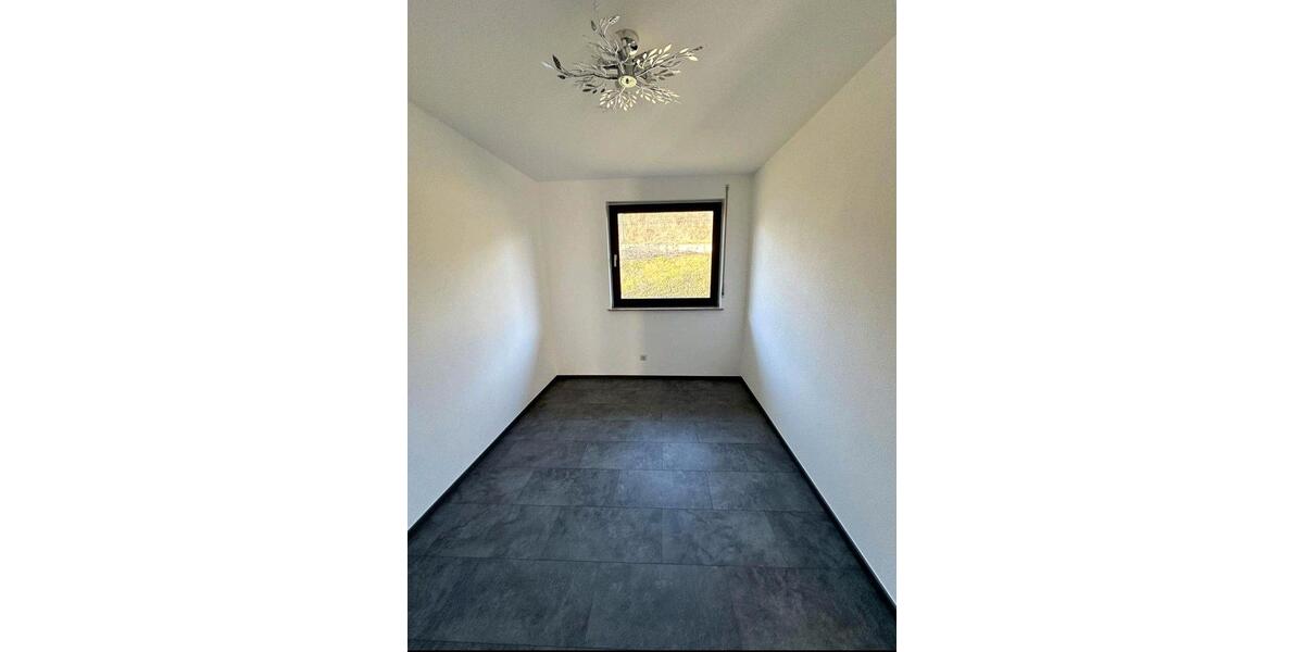 Einfamilienhaus Dudeldorf - 7 Zimmer, 230 m&sup2;, 499.000&euro; | Angebot:25382742