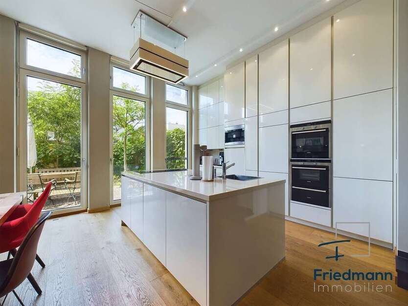 Haus zum Kaufen in Trier 1.549.000 € 316.67 m²
