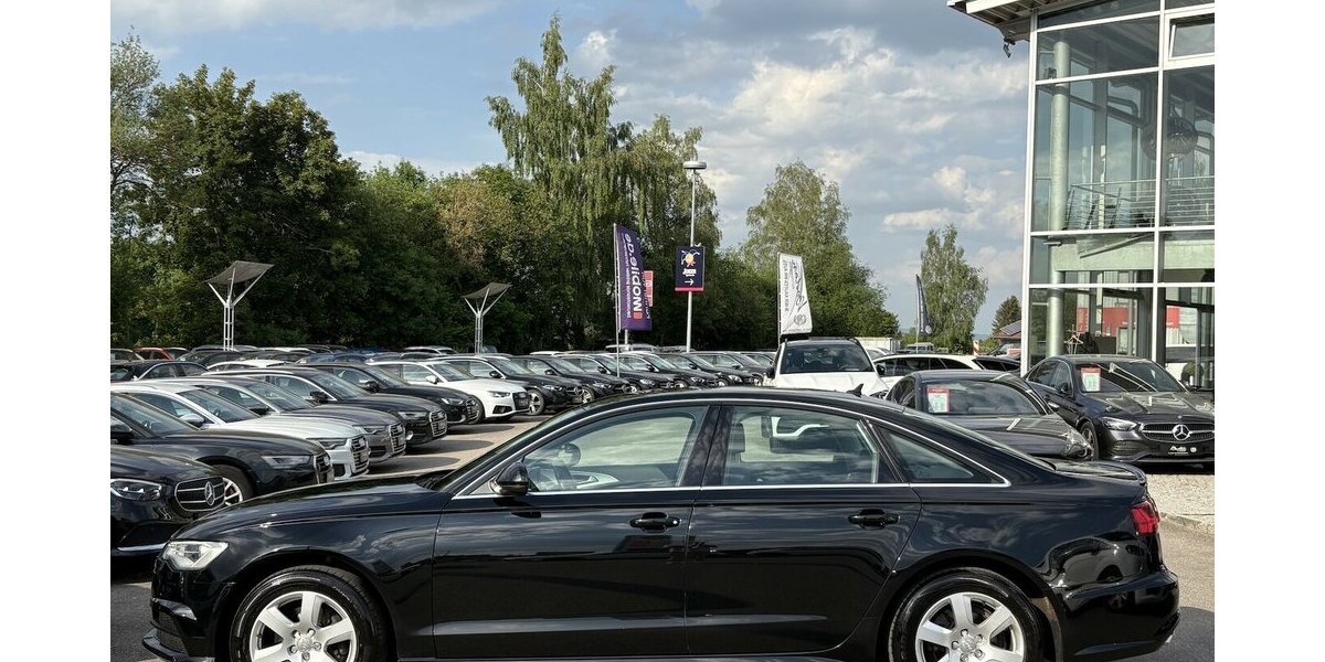 Audi A6 2.0 TDI ULTRA/BUSINESS-PAKET/NAVIGATION/LED 161.644 km 16.900 &euro; Villingen-Schwenningen 78054