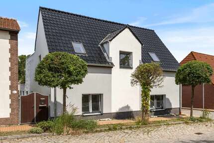 Haus Dassow - 6 Zimmer, 153 m&sup2;, 378.000&euro; | Angebot:25606862
