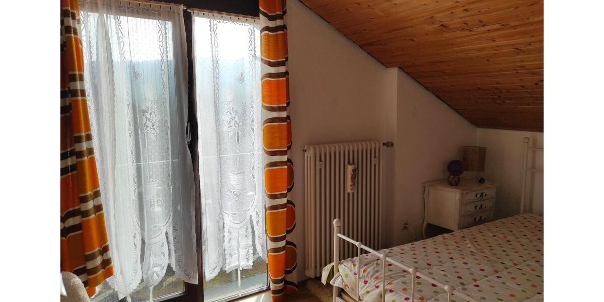 Einfamilienhaus Bad Wildbad - 8 Zimmer, 153 m&sup2;, 398.000&euro; | Angebot:26283390