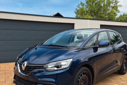 Renault Scenic 66.250 km 9.499 &euro; Egenhausen 72227