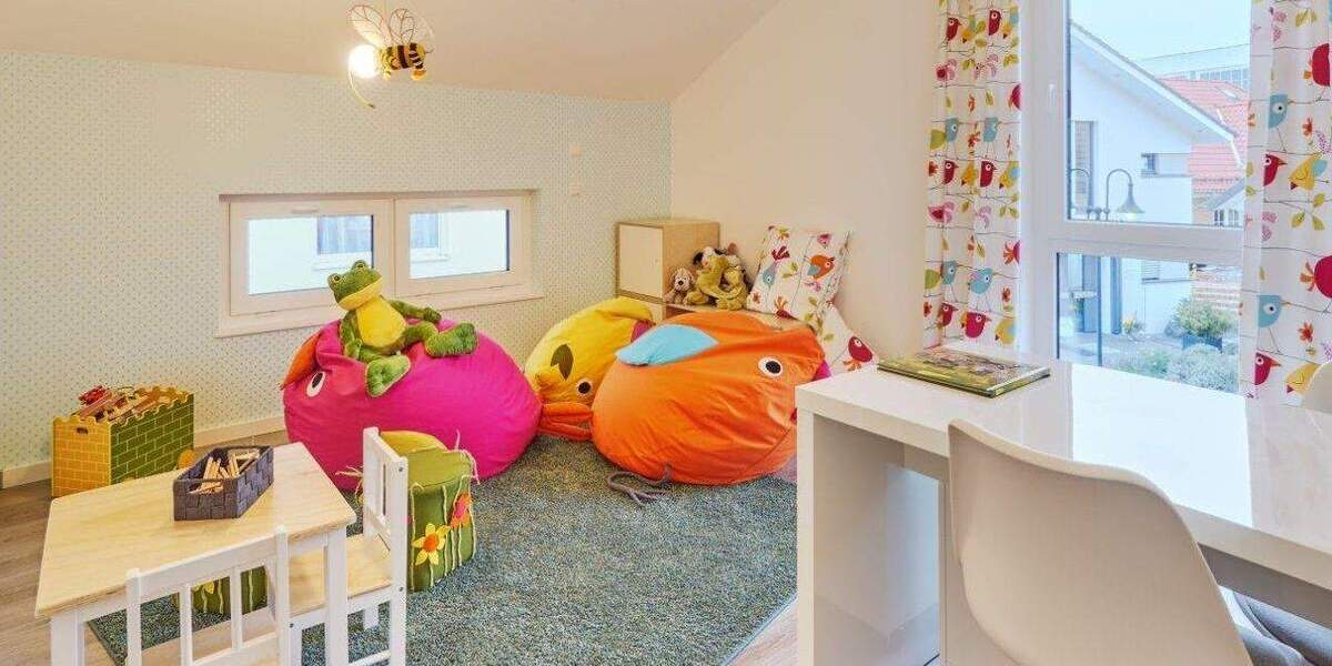 Einfamilienhaus Stahnsdorf Güterfelde - 6 Zimmer, 180 m&sup2;, 355.729&euro; | Angebot:25410083