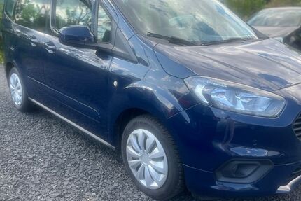 Ford Tourneo Courier 161.450 km 5.990 &euro; Friedberg 61169