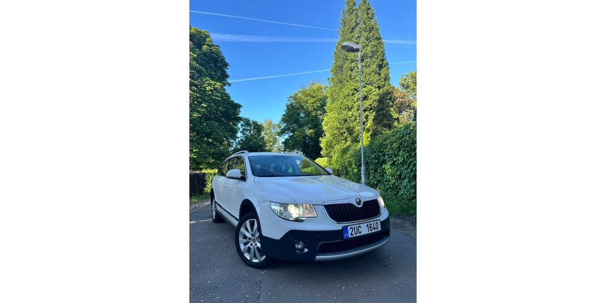 Skoda Superb 238.000 km 4.999 &euro; Altenberg 01773