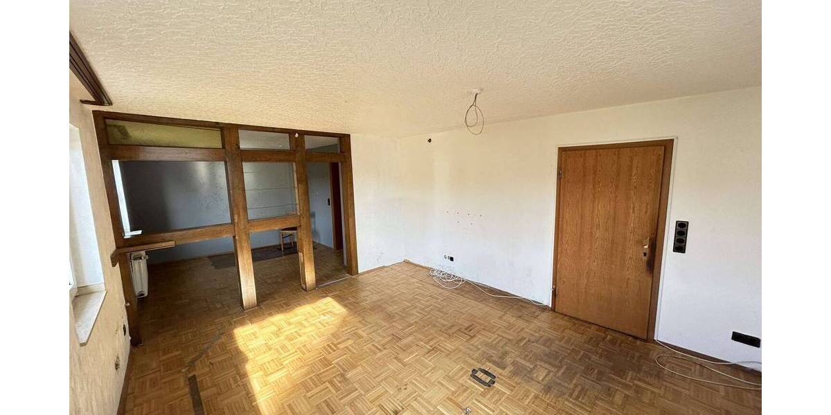 Reihenendhaus Diemelstadt-Wrexen Wrexen - 7 Zimmer, 159 m&sup2;, 125.000&euro; | Angebot:26257921