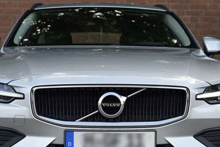 Volvo V60 160.000 km 18.600 &euro; Hannover 30161