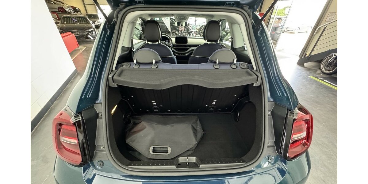 Fiat 500e Action 1.Hand Carplay 9.751 km 14.820 &euro; Lich 35423
