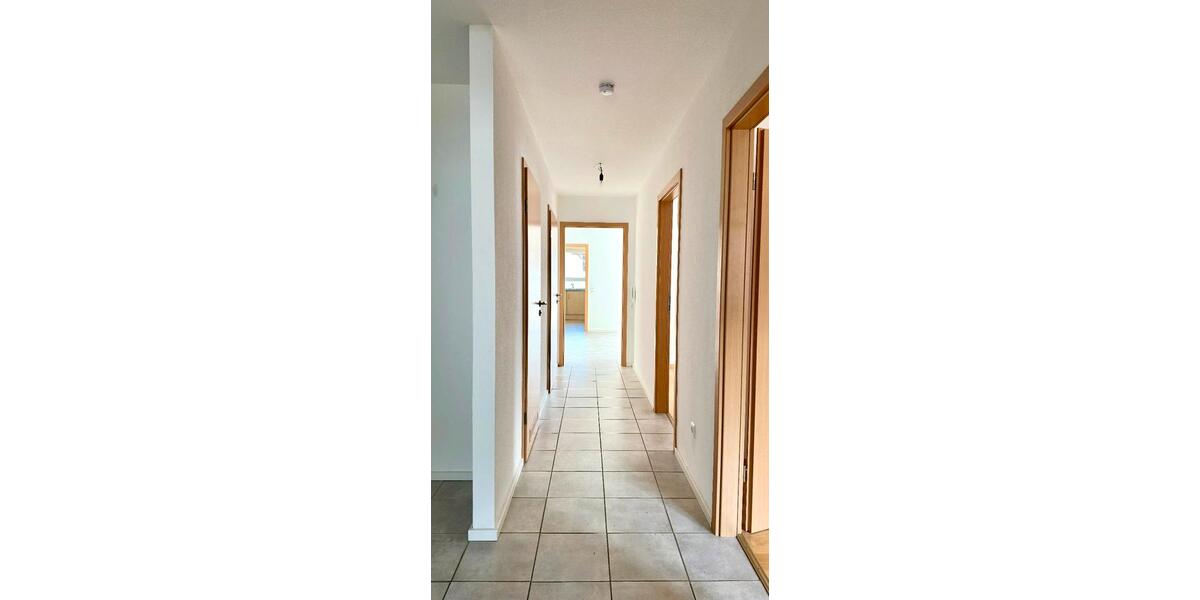 Erdgeschoßwohnung Waldbronn - 3 Zimmer, 92 m&sup2;, 420.000&euro; | Angebot:24788385