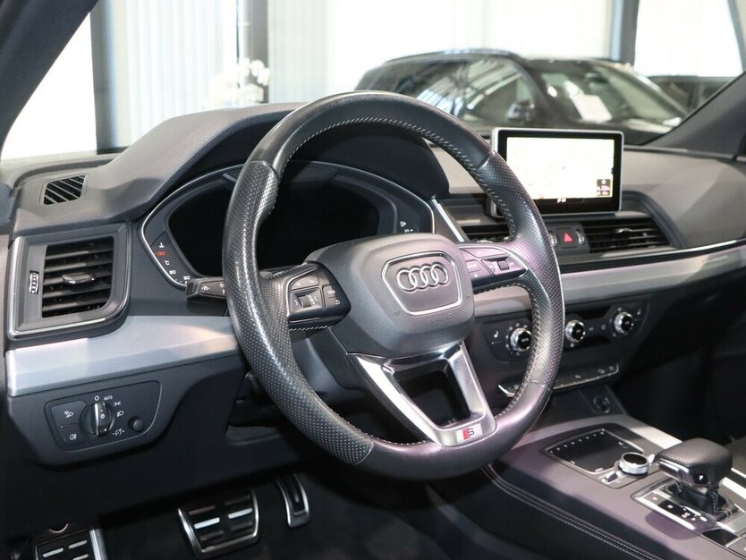 Audi Q5 40 TDI QUATTRO S-LINE SPORT BLACK / PANORAMA 192.000 km 24.111 € Hamm 59077