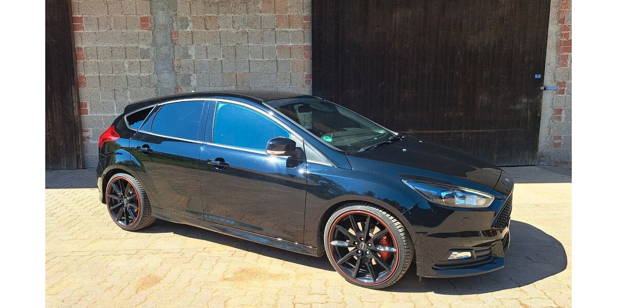 Ford Focus 185.000 km 10.490 &euro; Münchhausen 35117