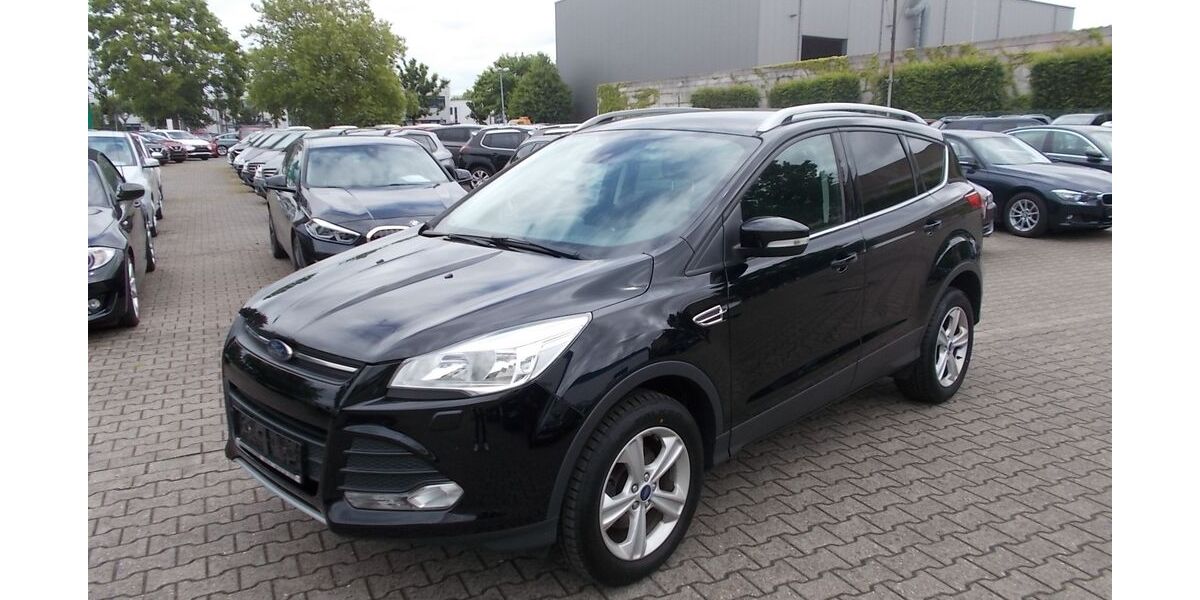 Ford Kuga 126.517 km 9.500 &euro; Willich 47877