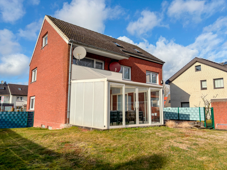 Mehrfamilienhaus, Wohnhaus Herzebrock-Clarholz Herzebrock - 7 Zimmer, 140 m&sup2;, 439.000&euro; | Angebot:26094477